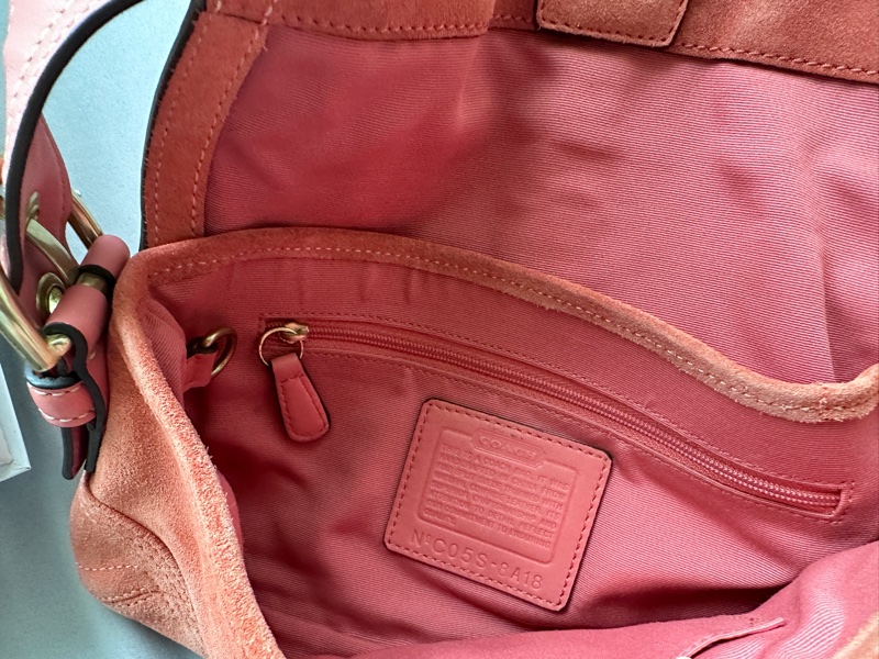 ✨3200帶走✨coach水蜜桃麂皮法棍-9