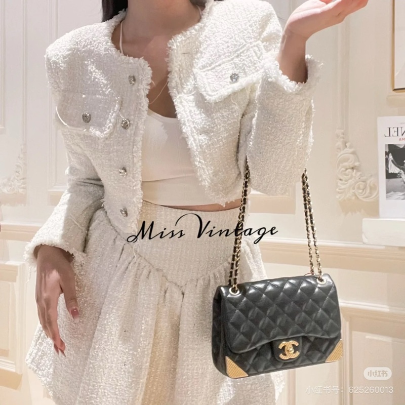 小巴黎二手名牌 Chanel mini coco 20cm 黑金 牛皮 宮廷款-2