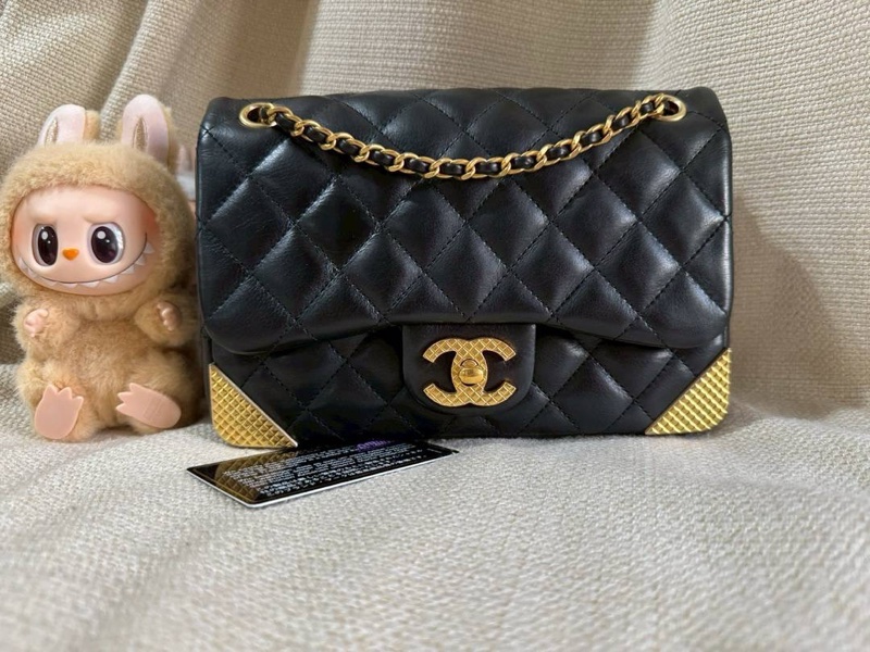 小巴黎二手名牌 Chanel mini coco 20cm 黑金 牛皮 宮廷款-7