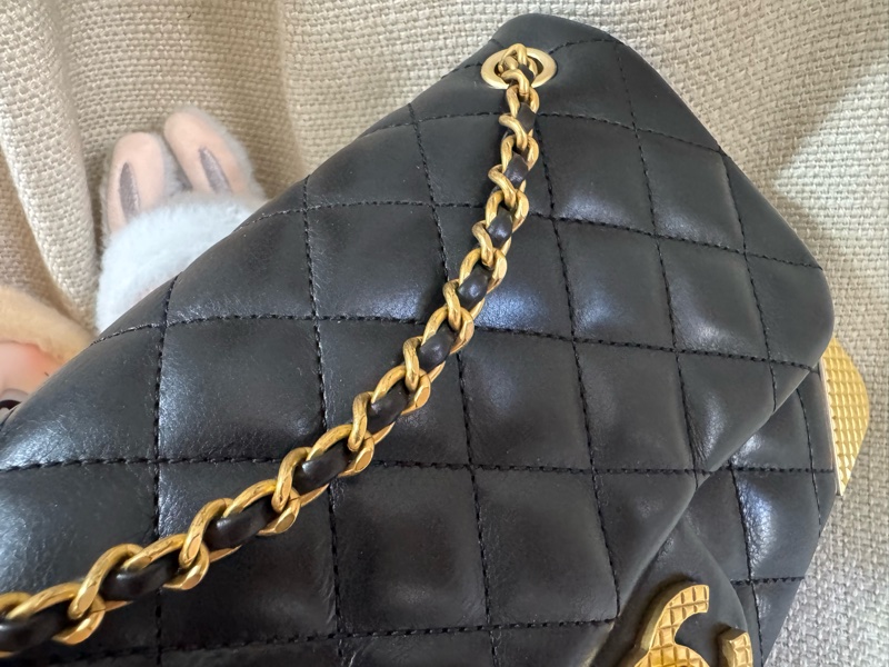 小巴黎二手名牌 Chanel mini coco 20cm 黑金 牛皮 宮廷款-17