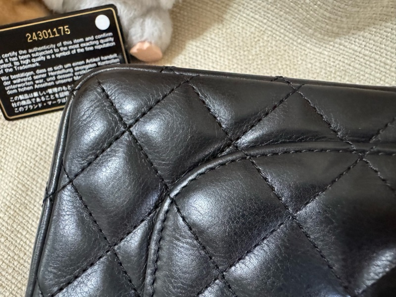 小巴黎二手名牌 Chanel mini coco 20cm 黑金 牛皮 宮廷款-19