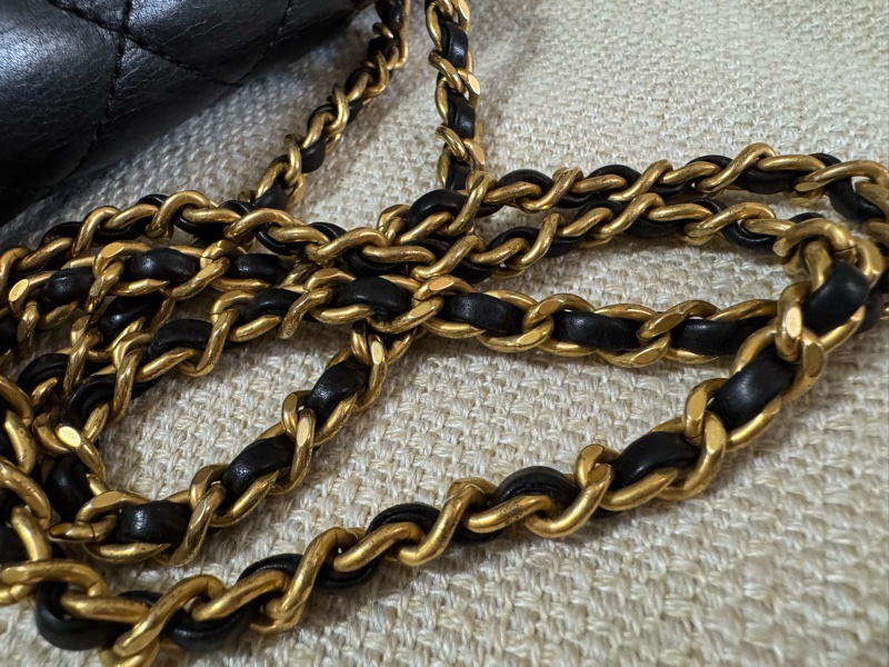 小巴黎二手名牌 Chanel mini coco 20cm 黑金 牛皮 宮廷款-25