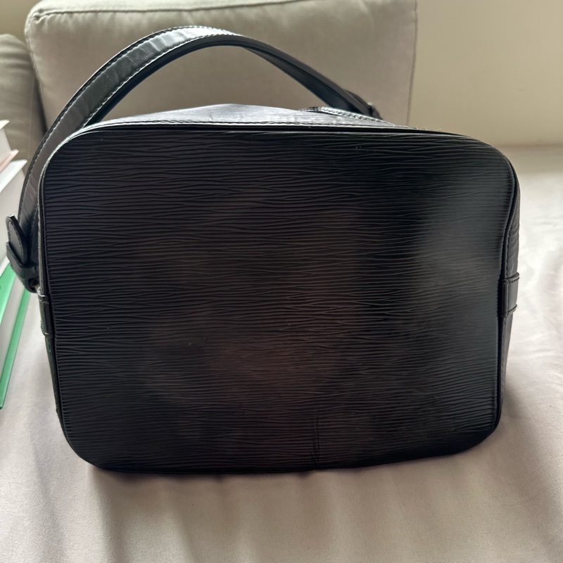 ✨1萬2帶走✨LV路易威登 · 黑色紫內裡法式水波纹抽绳水桶-2