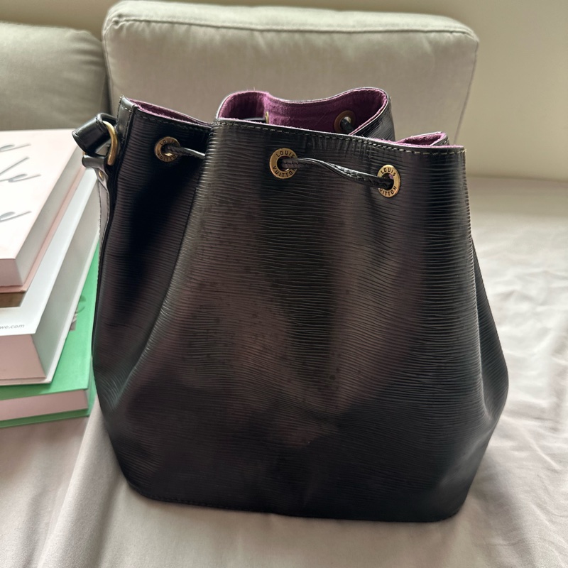 ✨1萬2帶走✨LV路易威登 · 黑色紫內裡法式水波纹抽绳水桶-4