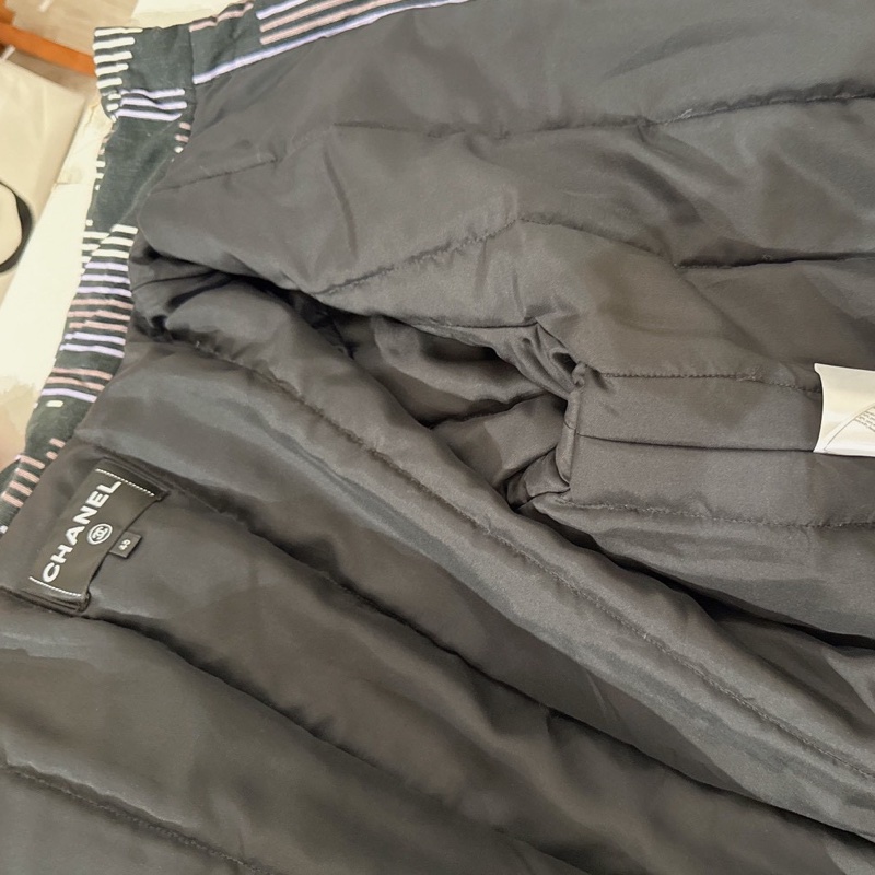 CHANEL 23K黑棕紫象牙白螺紋絲絨棉外套 40碼-14