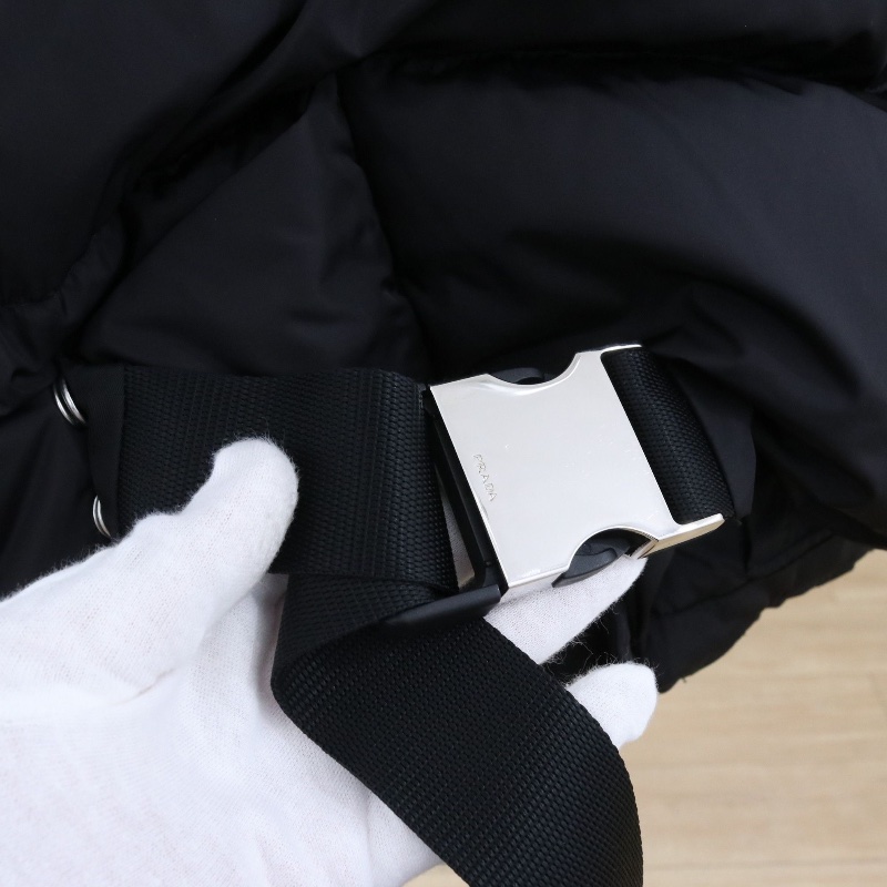❤️PRADA 時尚羽絨外套-7