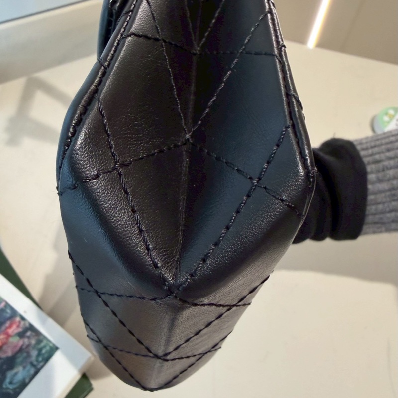 CHANEL 黑金2.55 mini豎版口蓋包-4