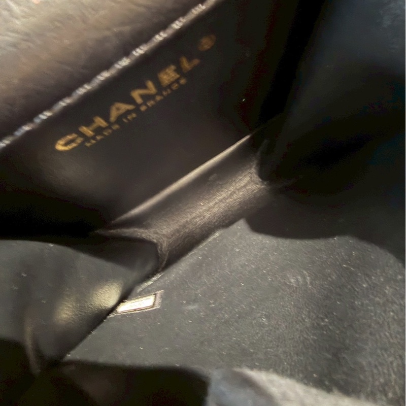 CHANEL 黑金2.55 mini豎版口蓋包-14