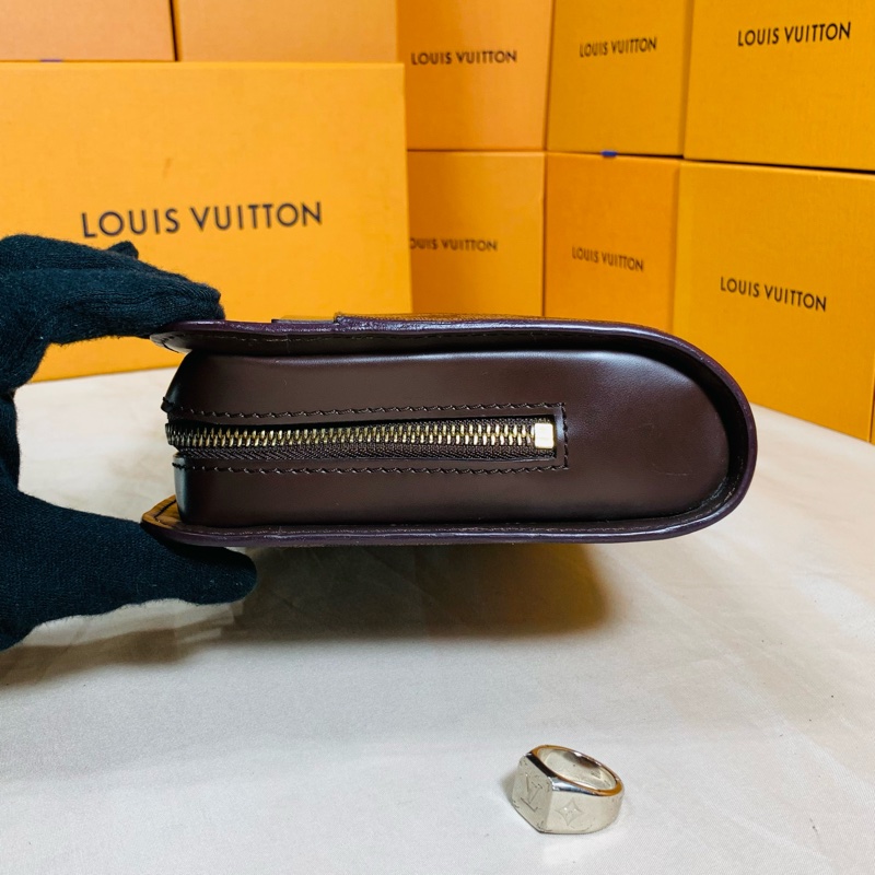 ‼️全台最甜 LV Louis Vuitton 路易威登 棋盤格手拿包 手提包-9