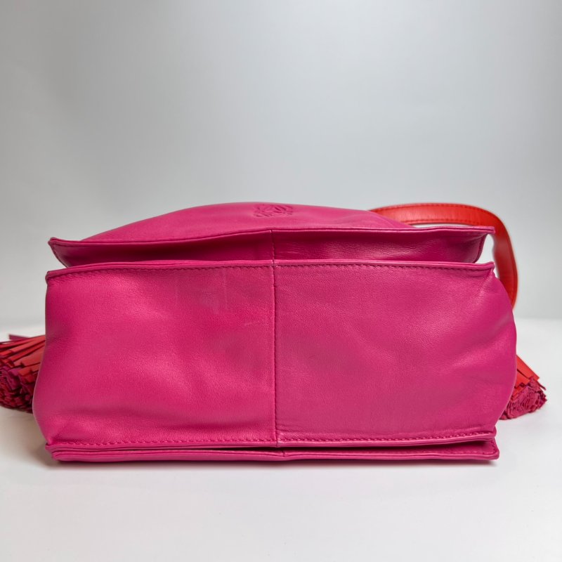 LOEWE 桃粉羊皮Flamenco 包舊版-4