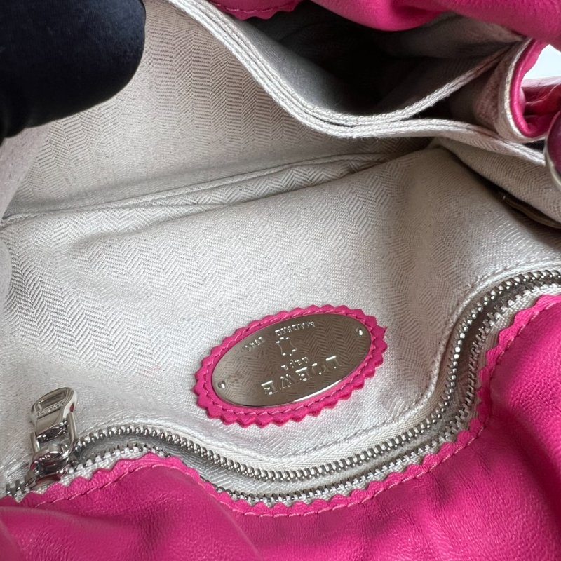 LOEWE 桃粉羊皮Flamenco 包舊版-5