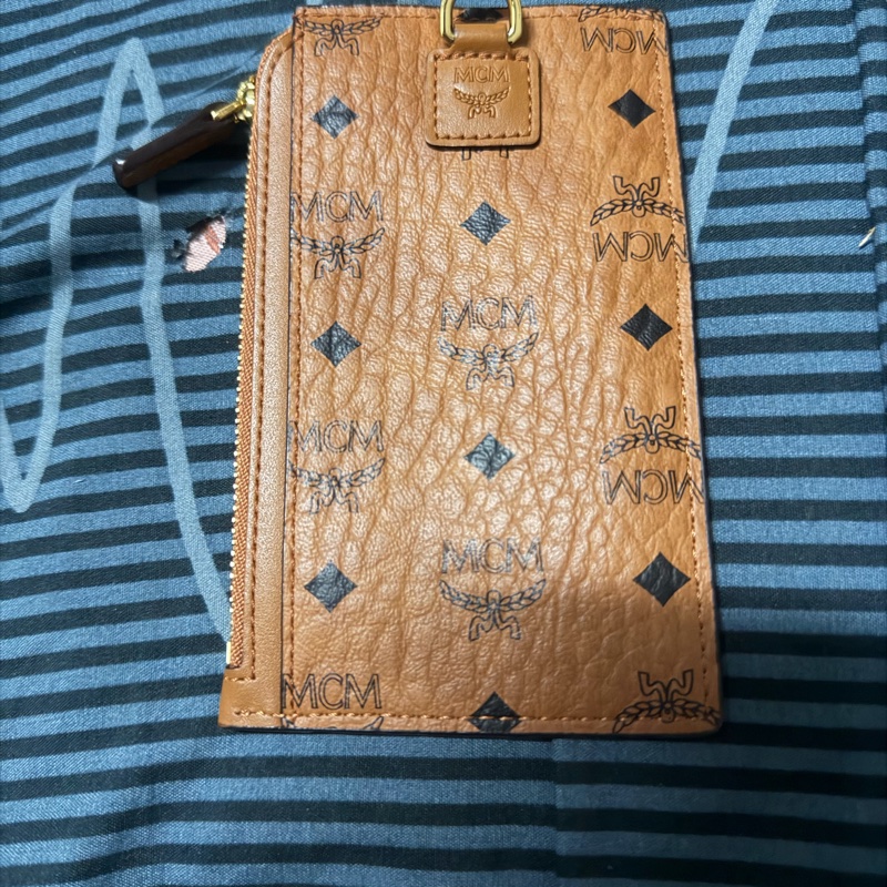 MCM 皮革附掛繩卡片夾-1