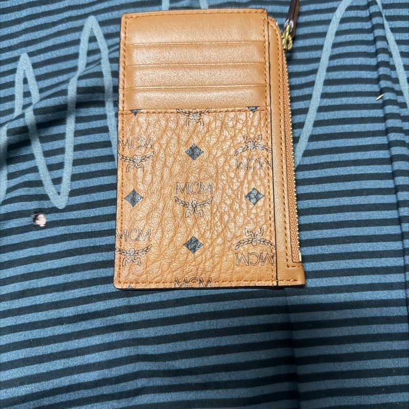 MCM 皮革附掛繩卡片夾-2