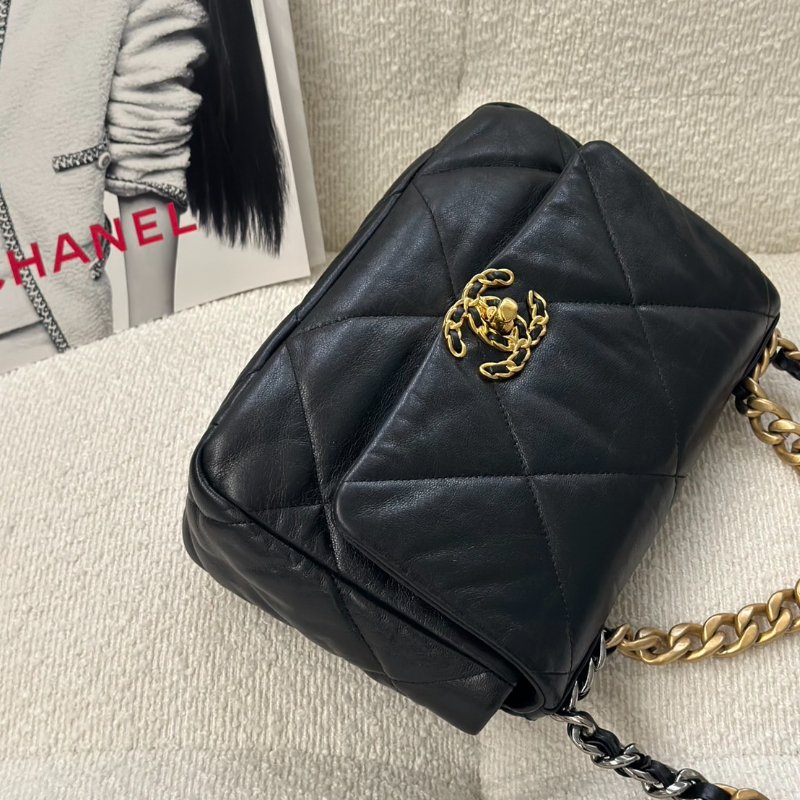 CHANEL 19 Bag 菱格紋羊皮手提肩背包 26 - 黑金29開-3
