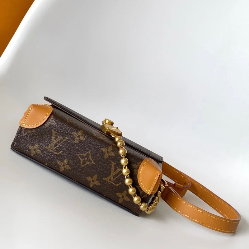 🈶25年購證 #近新閒置 #王鶴棣同款 Lv steamer鎖頭盒子斜挎包-8