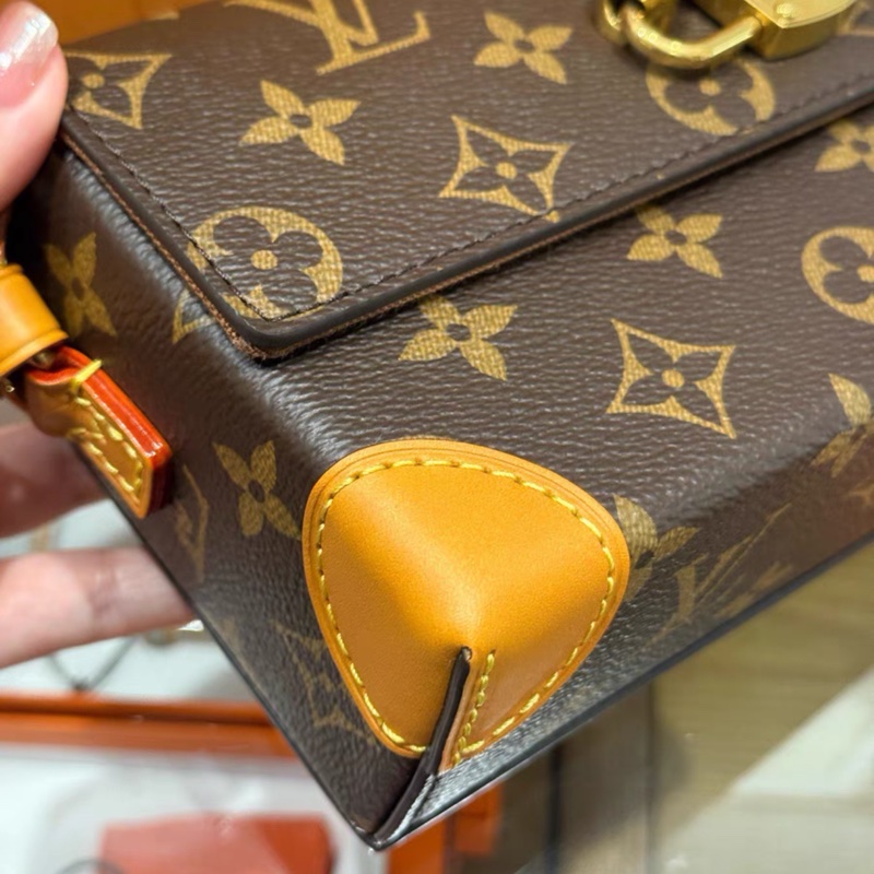 🈶25年購證 #近新閒置 #王鶴棣同款 Lv steamer鎖頭盒子斜挎包-21