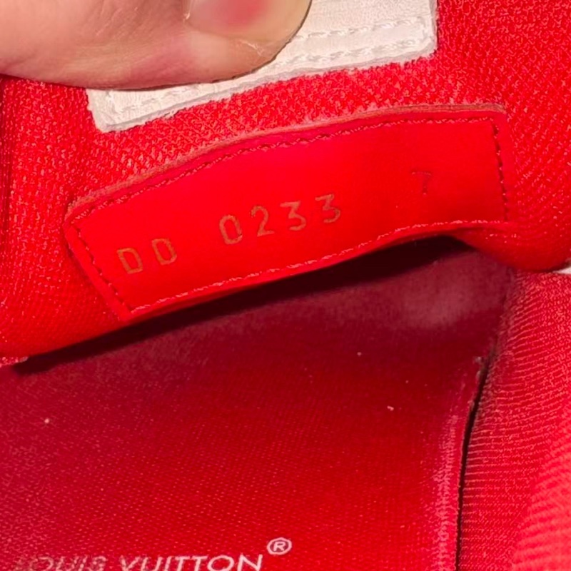 LOUIS VUITTON Trainer #54白红41碼-0