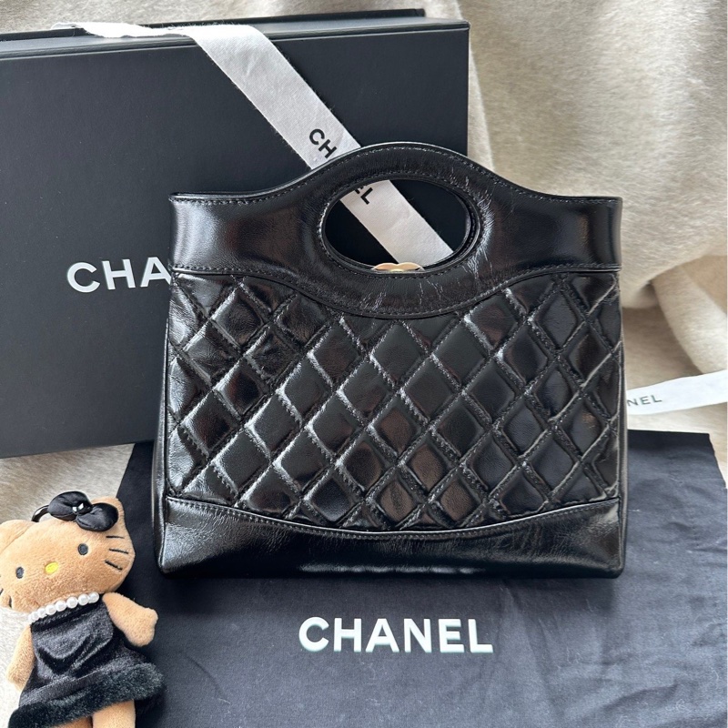 【配件：小票 防塵袋 💕】Chanel 25k 31bag mini  黑金 黑色 金扣 油蠟皮 鏈條可拆卸 手提 單肩 斜挎-1