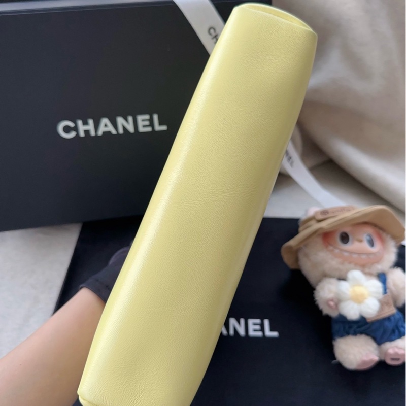 【配件：盒子 防塵袋 💕】Chanel 25P 31bag mini 黃色 淡黃色 淺黃色 小雞黃 羊皮 油蠟皮 金扣 肩帶可拆卸 手提 單肩 斜挎-4