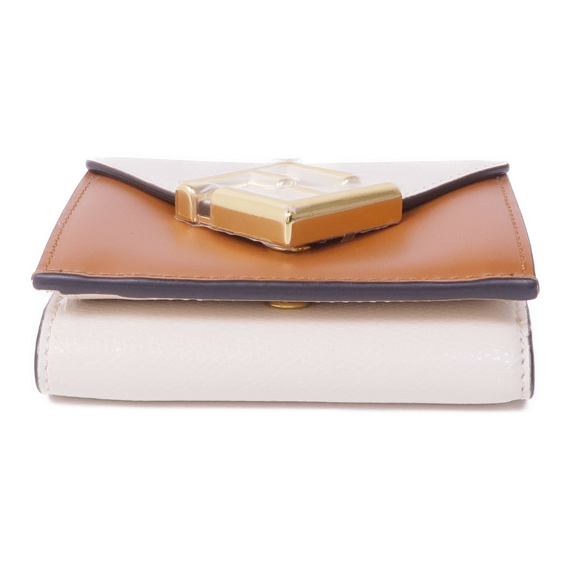 FENDI 牛皮皮革Tri-Fold Wallet金扣錢包-5