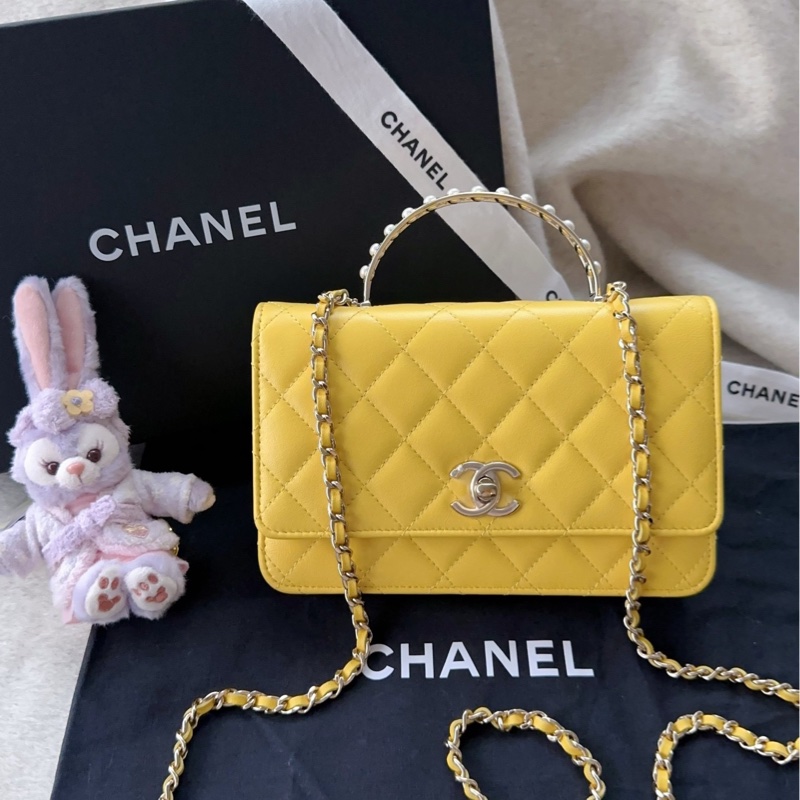 【配件：防塵袋 💕】Chanel woc 黃色 小雞黃 金扣 珍珠 手柄 牛皮 手提 單肩 斜挎-0