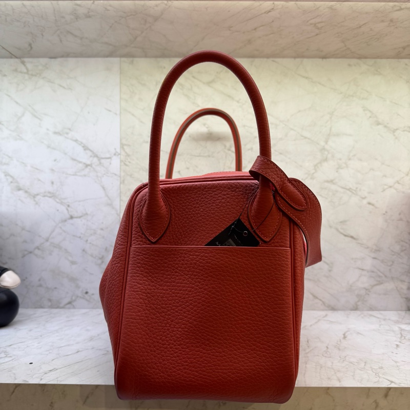 HERMES 橘紅色 TC皮 lindy30/框R刻-1
