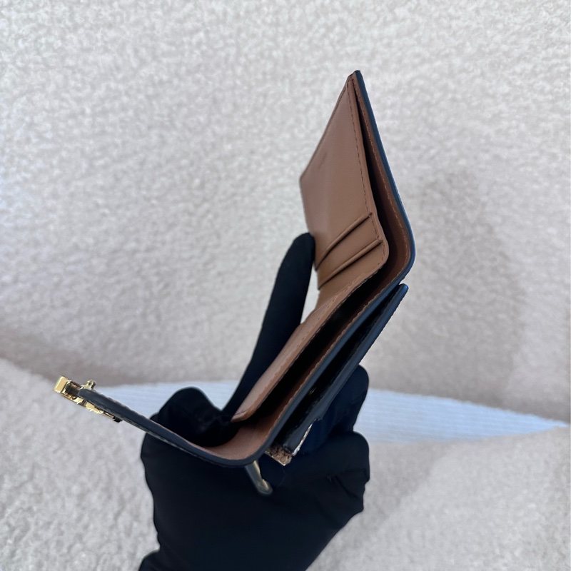 【全🆕】CELINE 凱旋門二合一錢包卡包金屬大鎖扣老花滿印合成革 銀包 card holder 女款 棕色-7