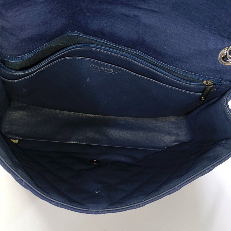 CHANEL CLASSIC FLAP Maxi超大號藍色織物菱格紋絎縫Jumbo單肩包斜挎包 銀色五金 13開-6