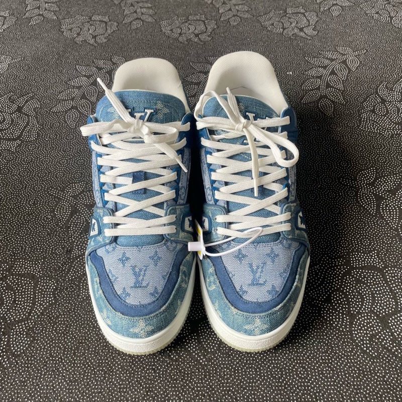 01544 lv藍色牛仔trainer,41碼無盒,成色近新磨損小,鞋底满星-8