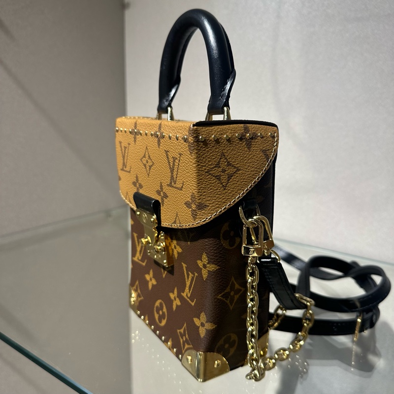 LOUIS VUITTON CAMERA BOX 老花满印锁扣开合链条 盒子包手机包手提单肩斜挎包-2