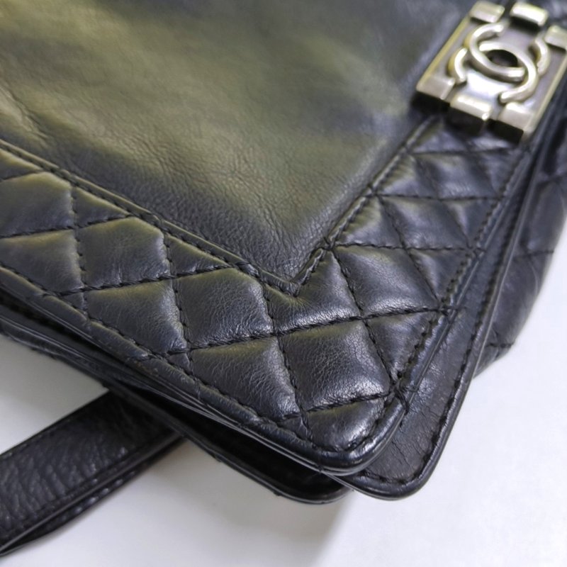 CHANEL BOY CHANEL 大號 黑色荔枝紋新牛皮菱格紋絎縫斜挎包 釕色五金 18開 可拆卸肩帶-9