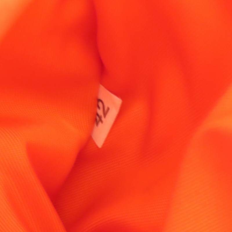 PRADA 尼龍Pouch銀扣手拿包-11