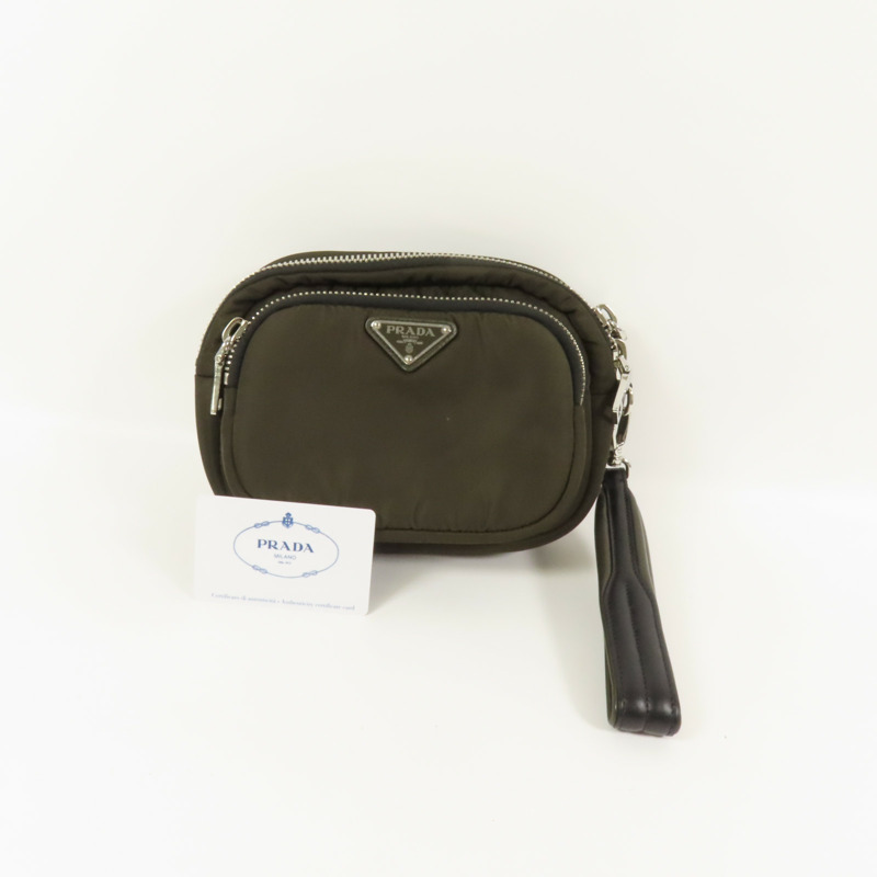 PRADA 尼龍Pouch銀扣手拿包-13