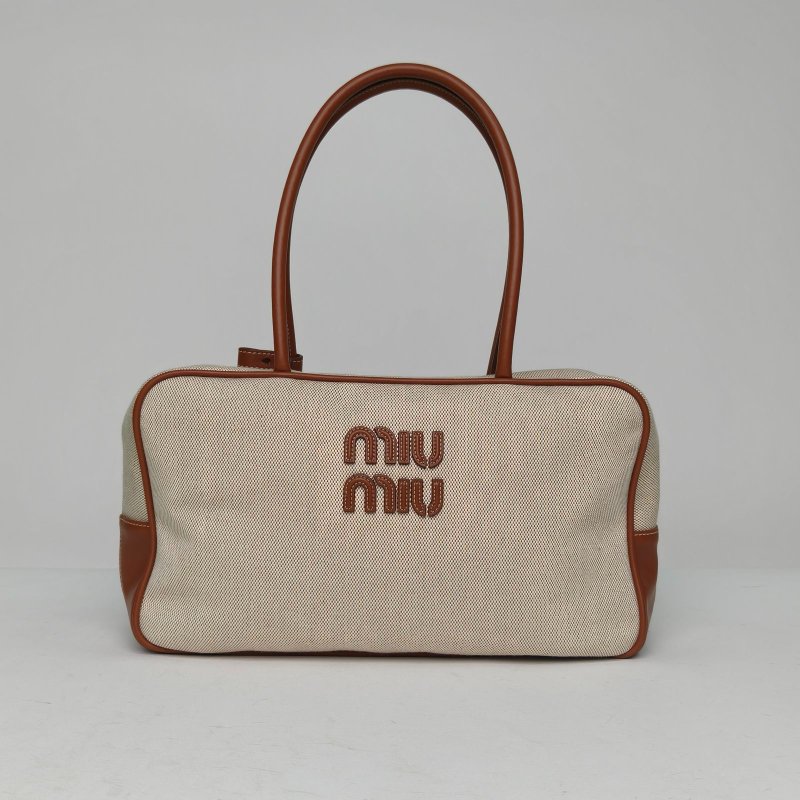 MIU MIU 24SS秀款徽標手提公事包34米白色帆布肩背包-0