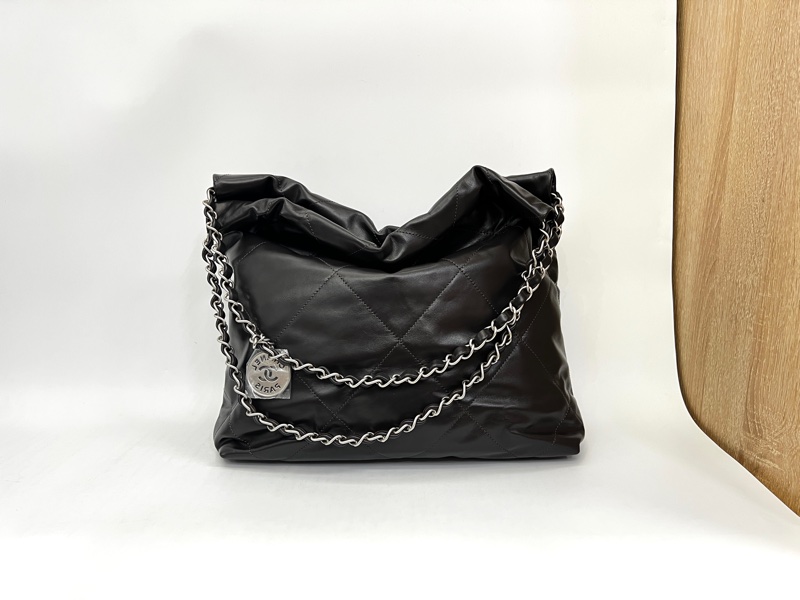 Chanel 摩卡色牛皮霧銀釦22小號肩背包-2