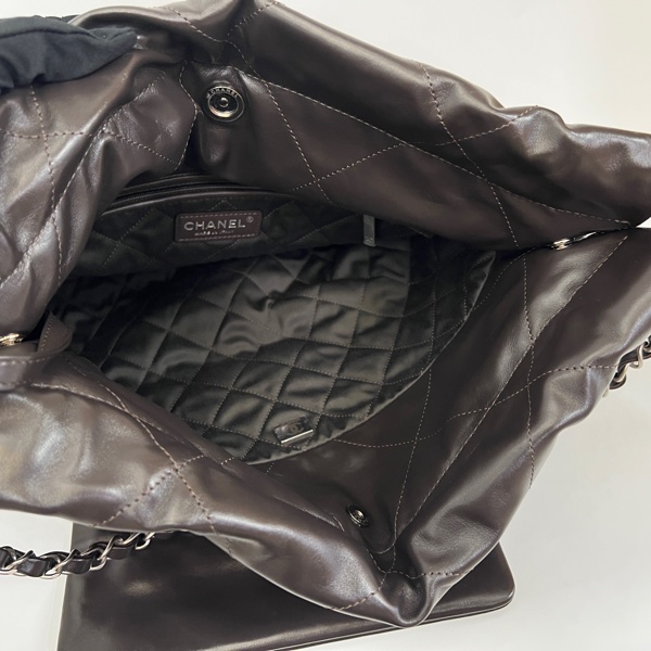 Chanel 摩卡色牛皮霧銀釦22小號肩背包-13