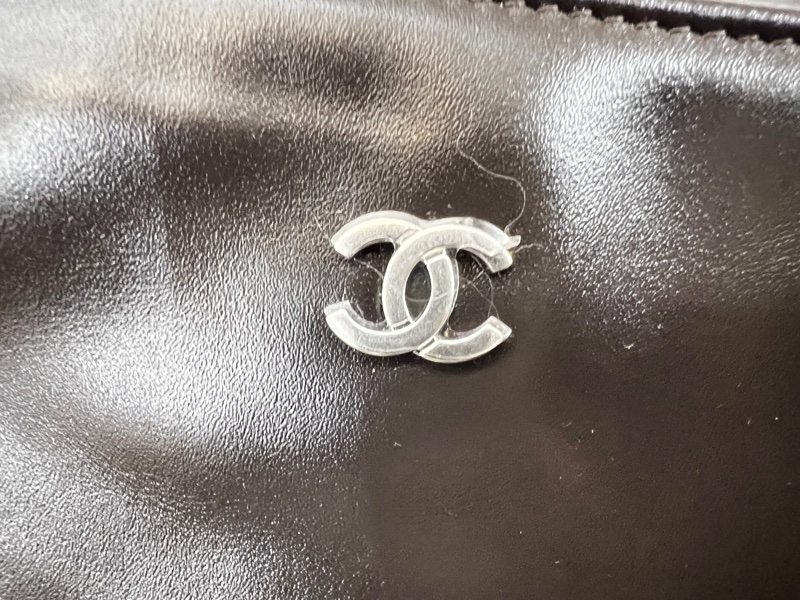 Chanel 摩卡色牛皮霧銀釦22小號肩背包-15