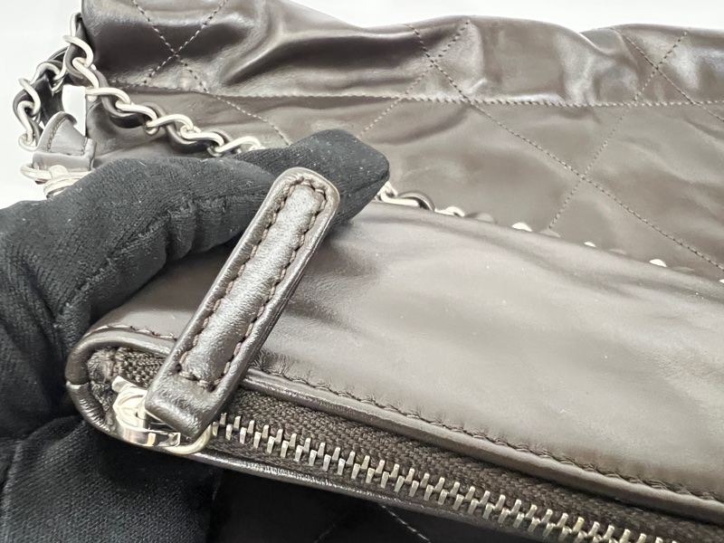 Chanel 摩卡色牛皮霧銀釦22小號肩背包-18