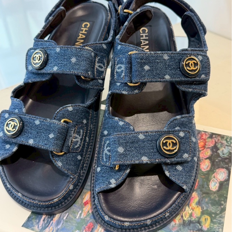 CHANEL 23C牛仔布魔術貼沙灘涼鞋 39.5號-0