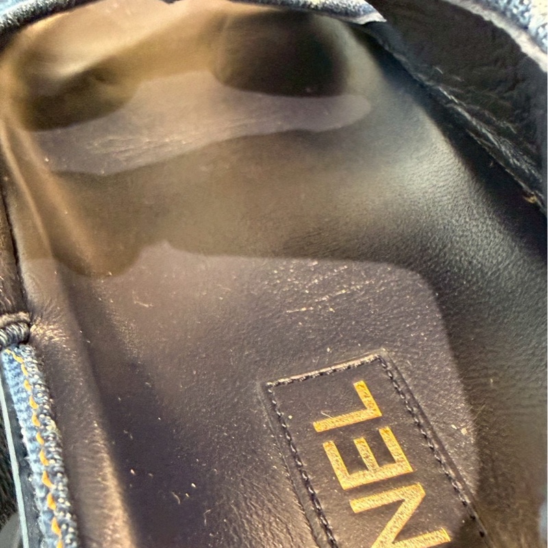 CHANEL 23C牛仔布魔術貼沙灘涼鞋 39.5號-12