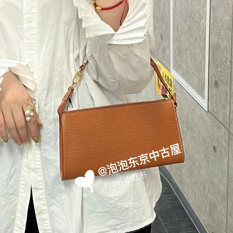 LV 路易威登 EPI 南瓜 水波紋 麻將包 腋下包 手提包 手挽包 手拿包-6