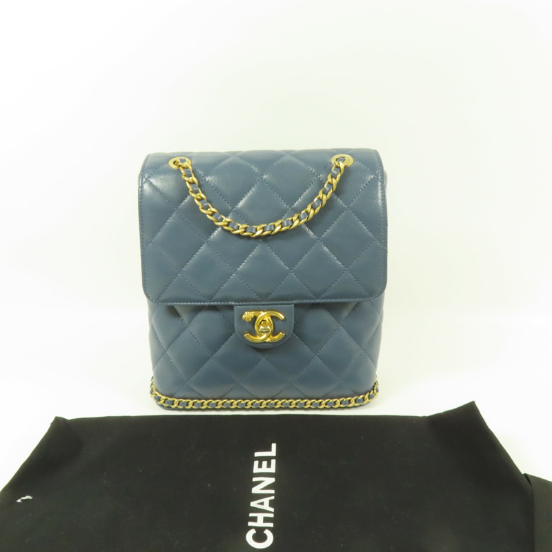 CHANEL 牛皮皮革Chain Backpack 23K金扣背包-10
