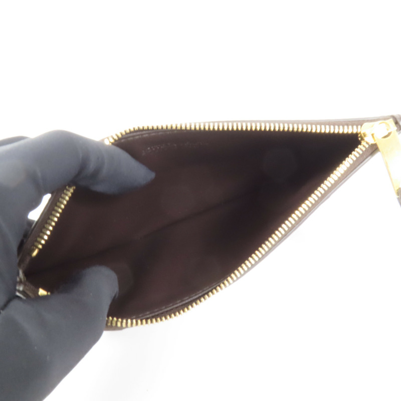 BOTTEGA VENETA 牛皮皮革Pouch wallet金扣手拿包-5