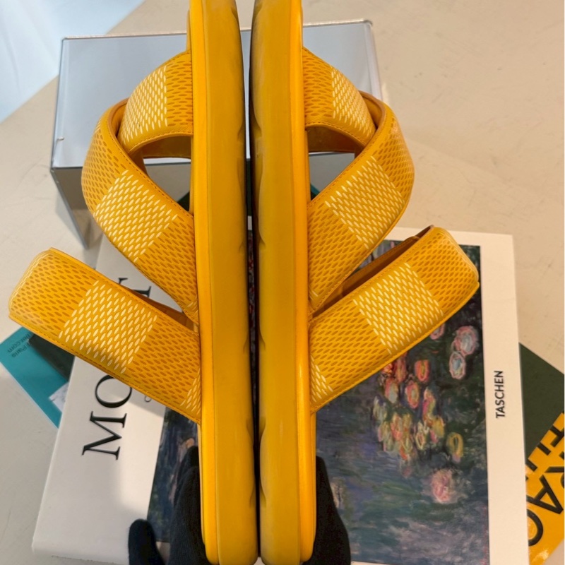 LV Venice黃色魔術貼交叉拖鞋-21