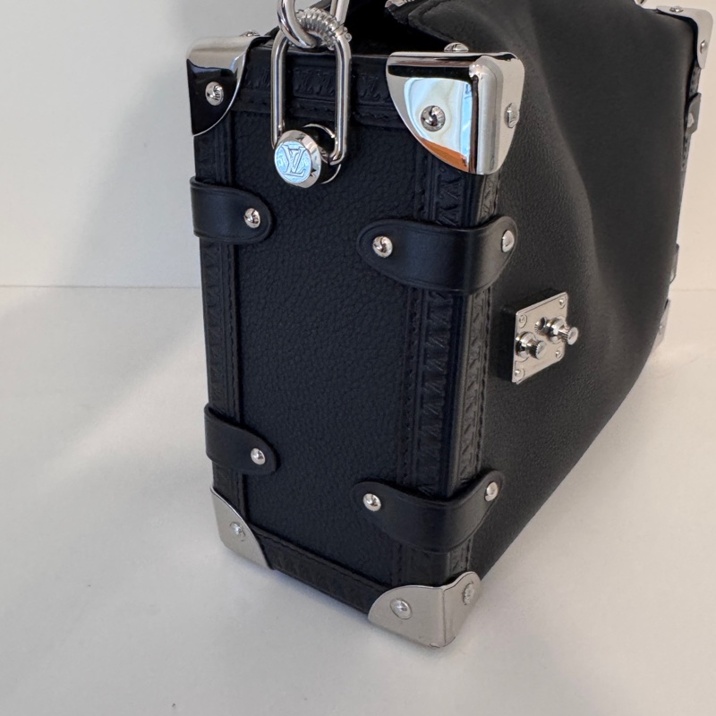 LOUIS VUITTON M25160/晶片 黑SIDE TRUCK MM (可小議)-24