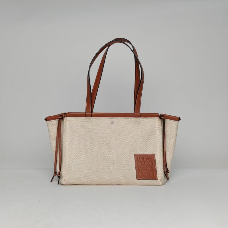 LOEWE CushionTote方LOGO拼皮磁吸硬包口托特包米色牛皮/帆布方LOGO肩背包-0