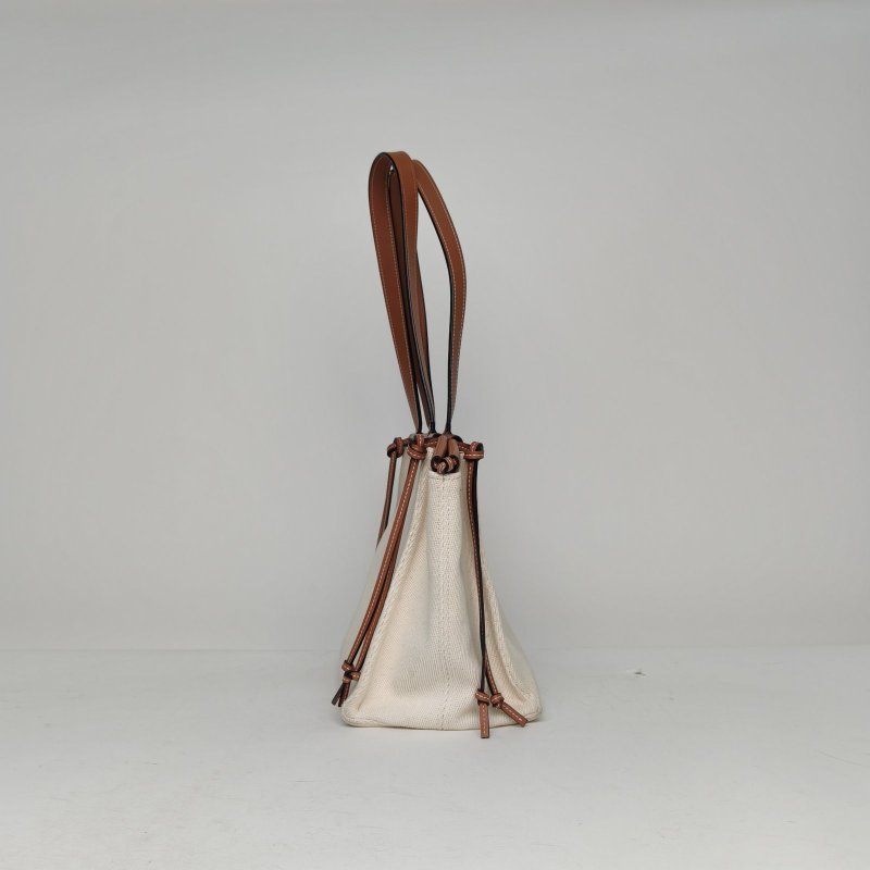 LOEWE CushionTote方LOGO拼皮磁吸硬包口托特包米色牛皮/帆布方LOGO肩背包-3