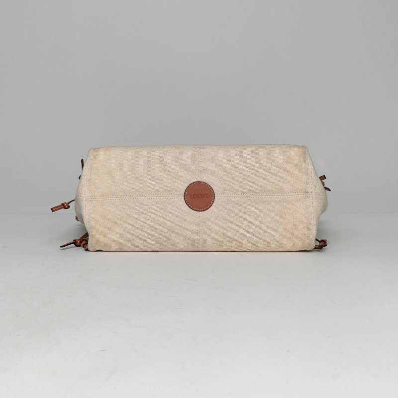 LOEWE CushionTote方LOGO拼皮磁吸硬包口托特包米色牛皮/帆布方LOGO肩背包-4