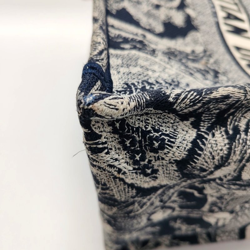 DIOR Book Tote 中號深藍色帆布刺繡提花手提包單肩包 9.8新-9