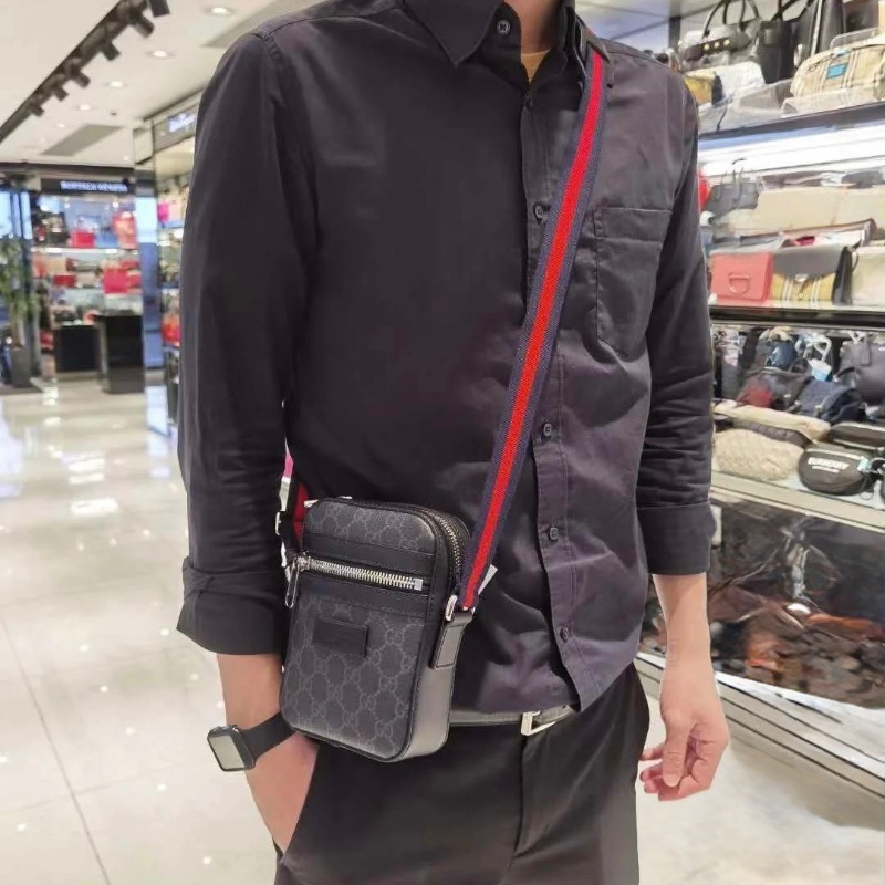 Gucci GG Supreme bag-4